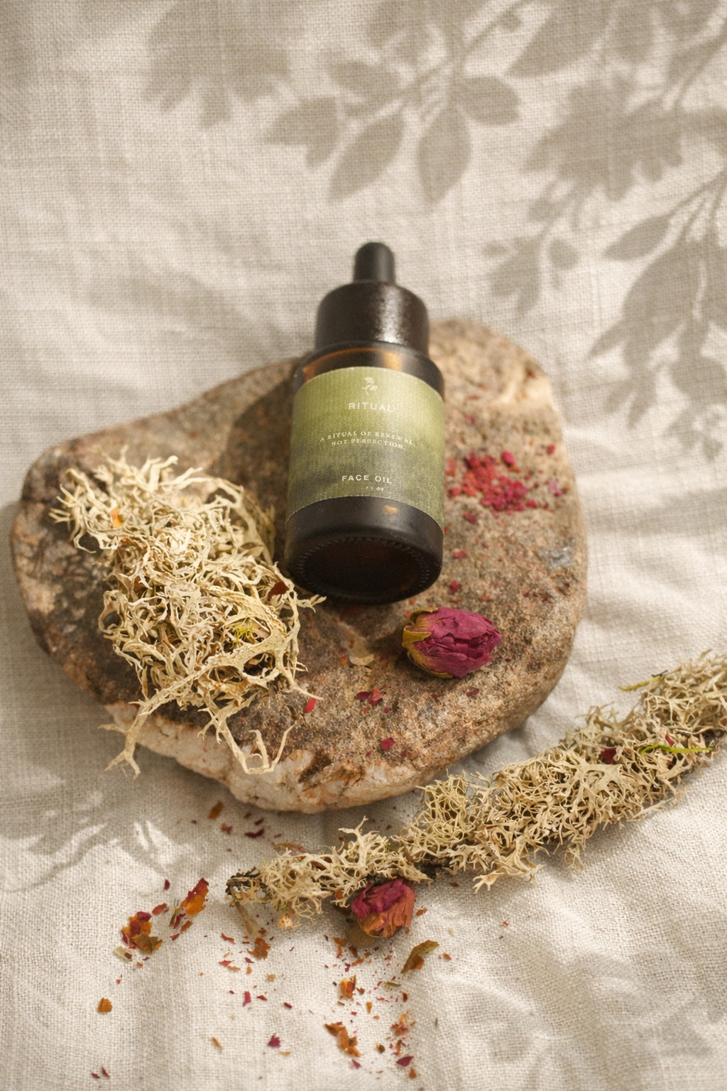 RITUAL FACE OIL: Balancing Botanical Oil